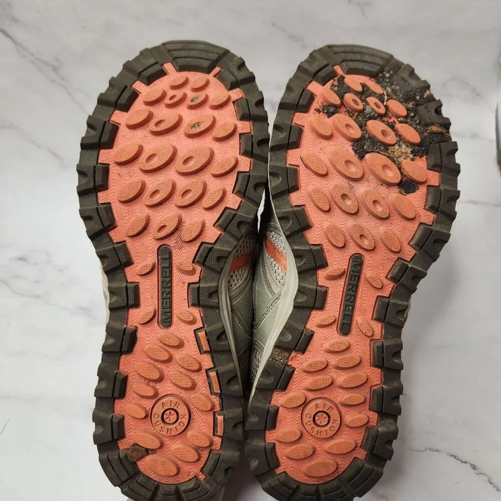 Merrell Moab 3 Hiking Shoes Tan Coral Outdoors Camping Low Top Women's 9